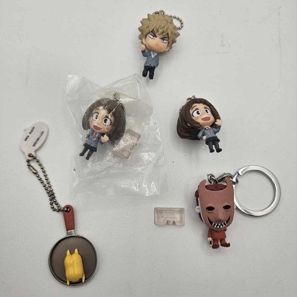 Disney Keychain Lot Toy Nightmare Before Christmas, Goofy, My Hero Academia, Wii - Picture 3 of 12